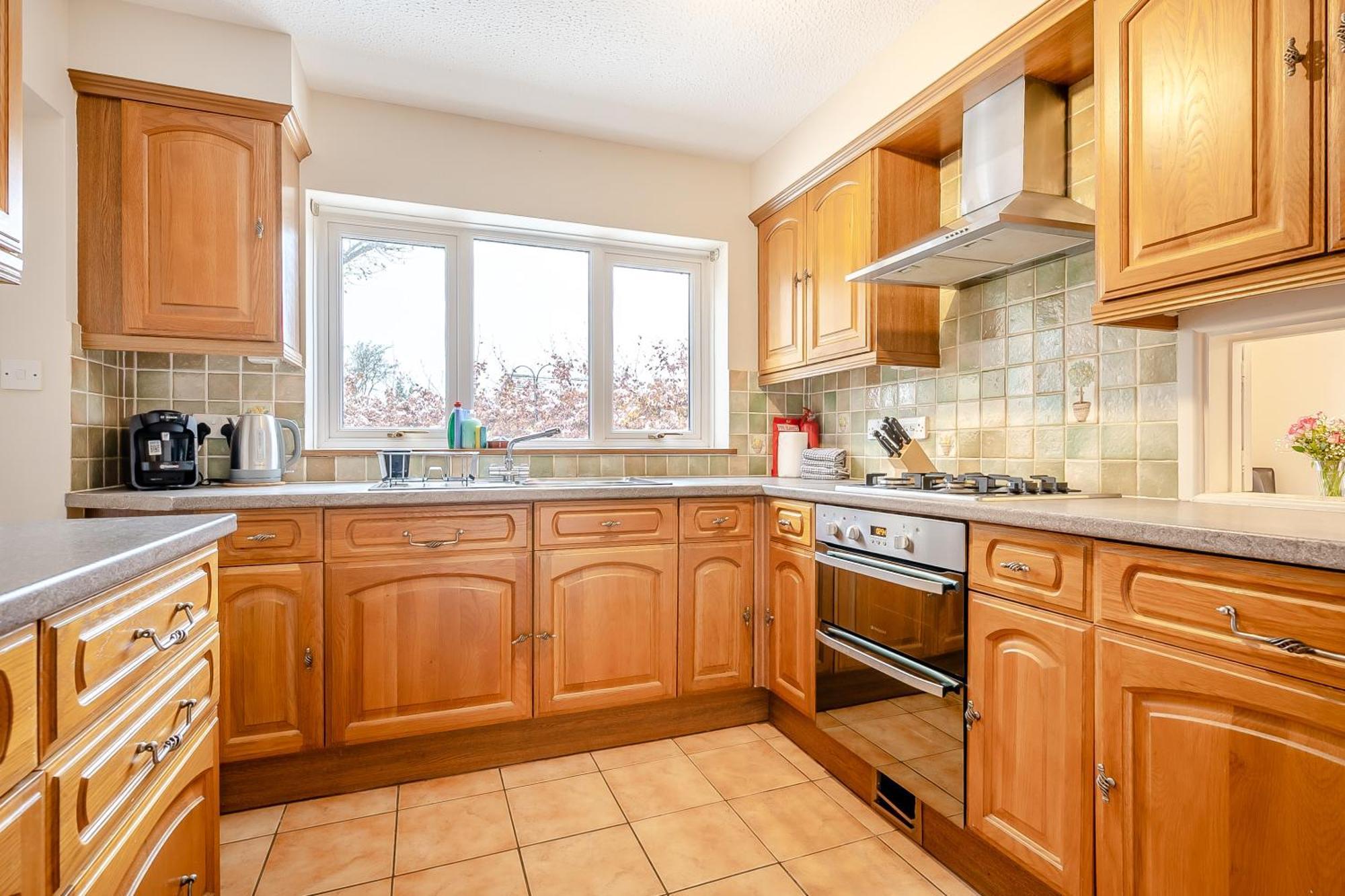 Elvington Cottage - Family-Friendly Cheerful House At The Heart Of The Cotswolds Bourton-on-the-Water Exterior photo