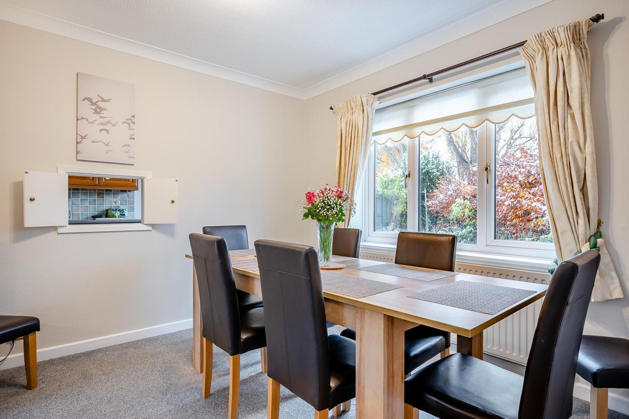 Elvington Cottage - Family-Friendly Cheerful House At The Heart Of The Cotswolds Bourton-on-the-Water Exterior photo